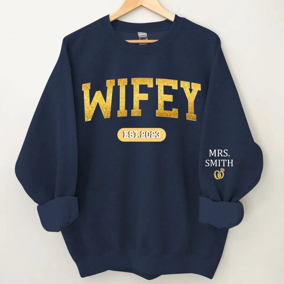 Couple's Anniversary Customized Clothing - Personalized Date and Name Couple Sweatshirt - A Commemorative Gift For Husband,Wife - OLESA