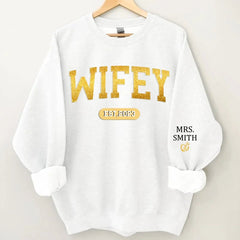 Couple's Anniversary Customized Clothing - Personalized Date and Name Couple Sweatshirt - A Commemorative Gift For Husband,Wife - OLESA