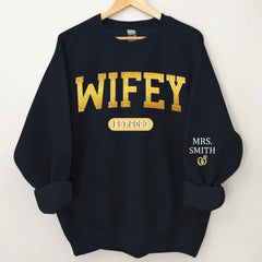 Couple's Anniversary Customized Clothing - Personalized Date and Name Couple Sweatshirt - A Commemorative Gift For Husband,Wife - OLESA