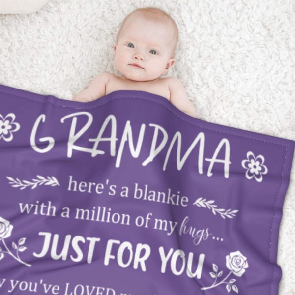 Here's A Blankie With A Million Of My Hugs - Family Blanket - New Arrival, Christmas Gift For Grandma - ARNOVIC