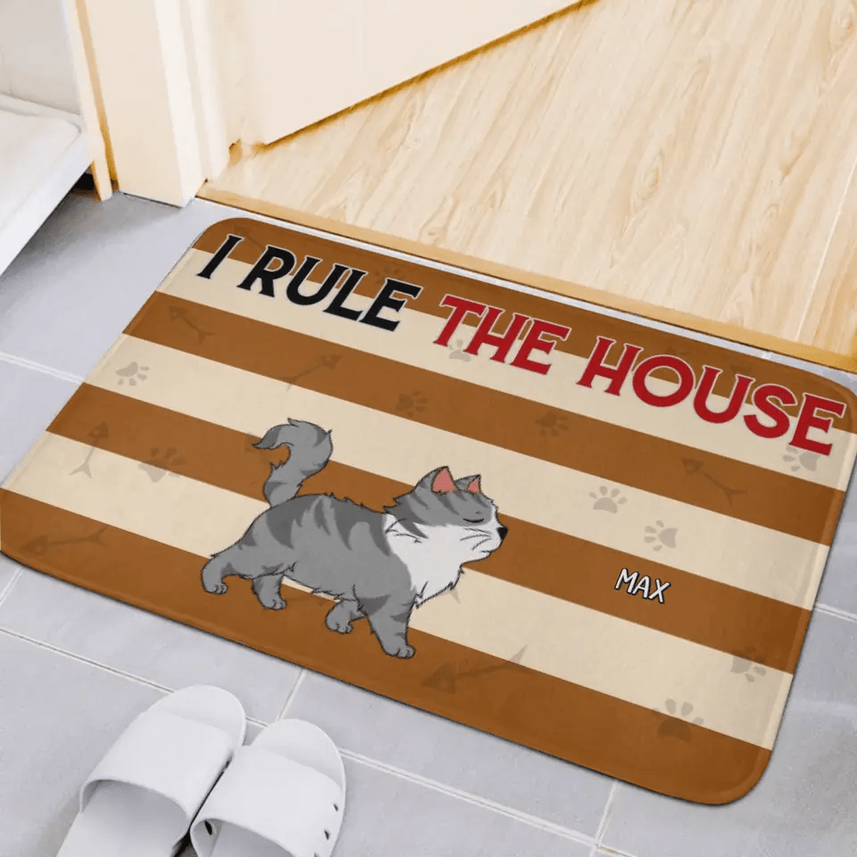 Personalized Doormat For Dog, Cat, Pet Lovers - We Rule The House - OLESA