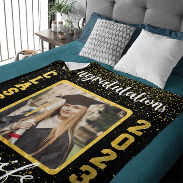 https://olesa.com/cdn/shop/products/personalized-graduation-blanket-2023-custom-photo-and-name-congratulations-graduation-gift-198998.jpg?v=1681483985